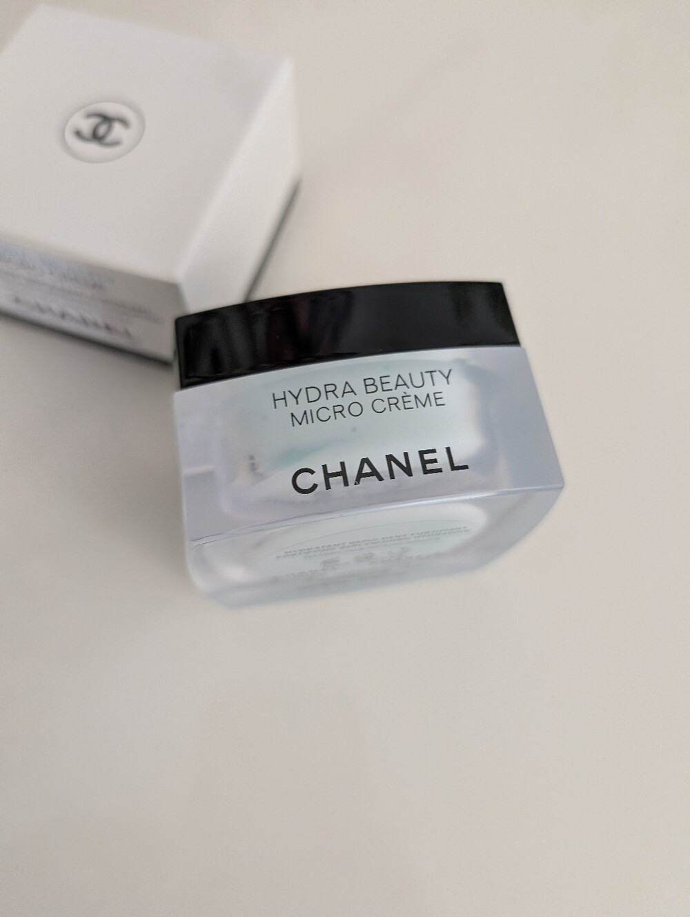 CHANEL Hydra Beauty Micro Crème – Black & White Jar